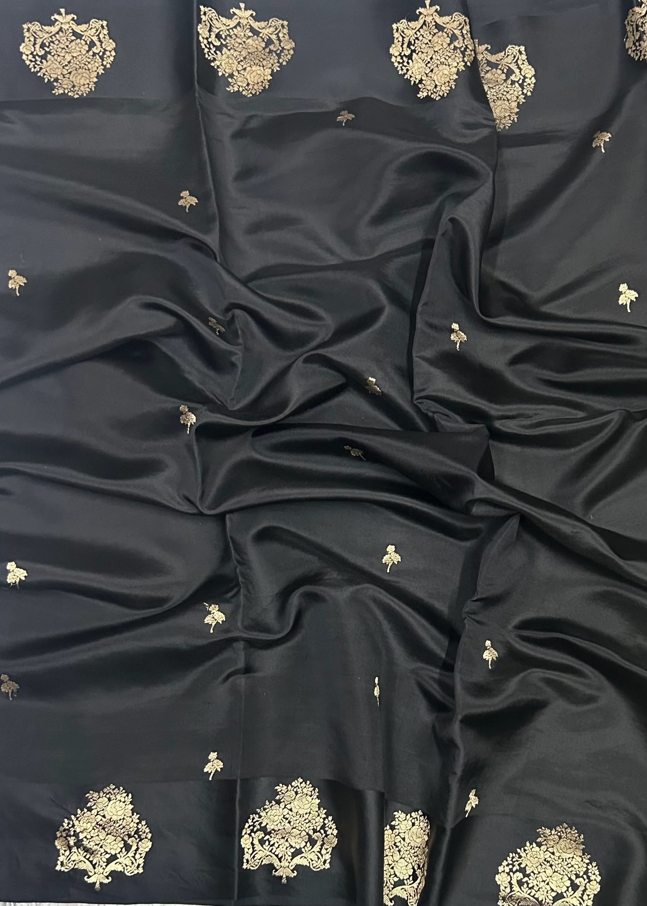 Black border Butta lightweight pure kathan 103 saree - Image 4