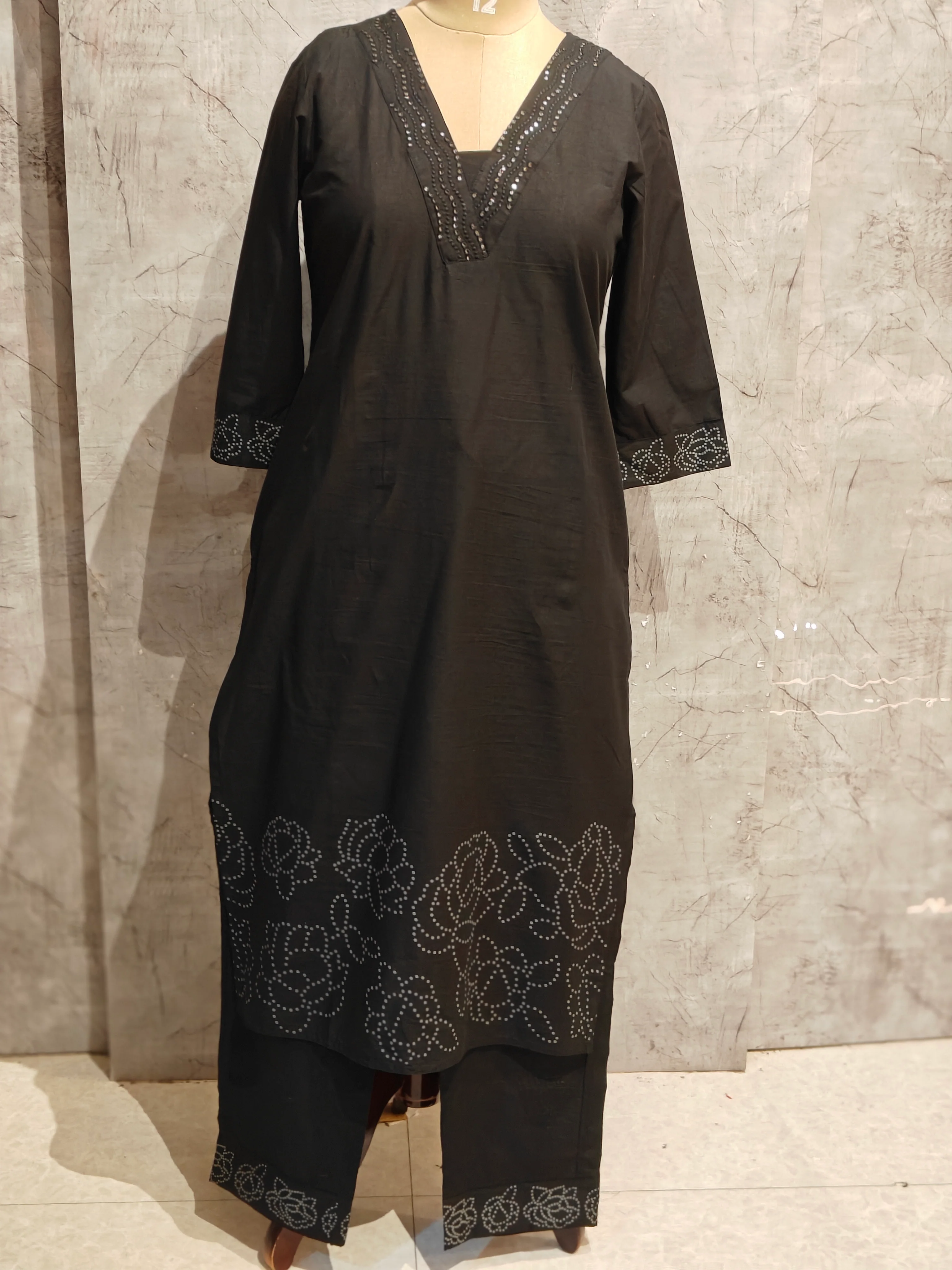 Black Cotton Block print Straight Fit Kurtha 252 - Image 2