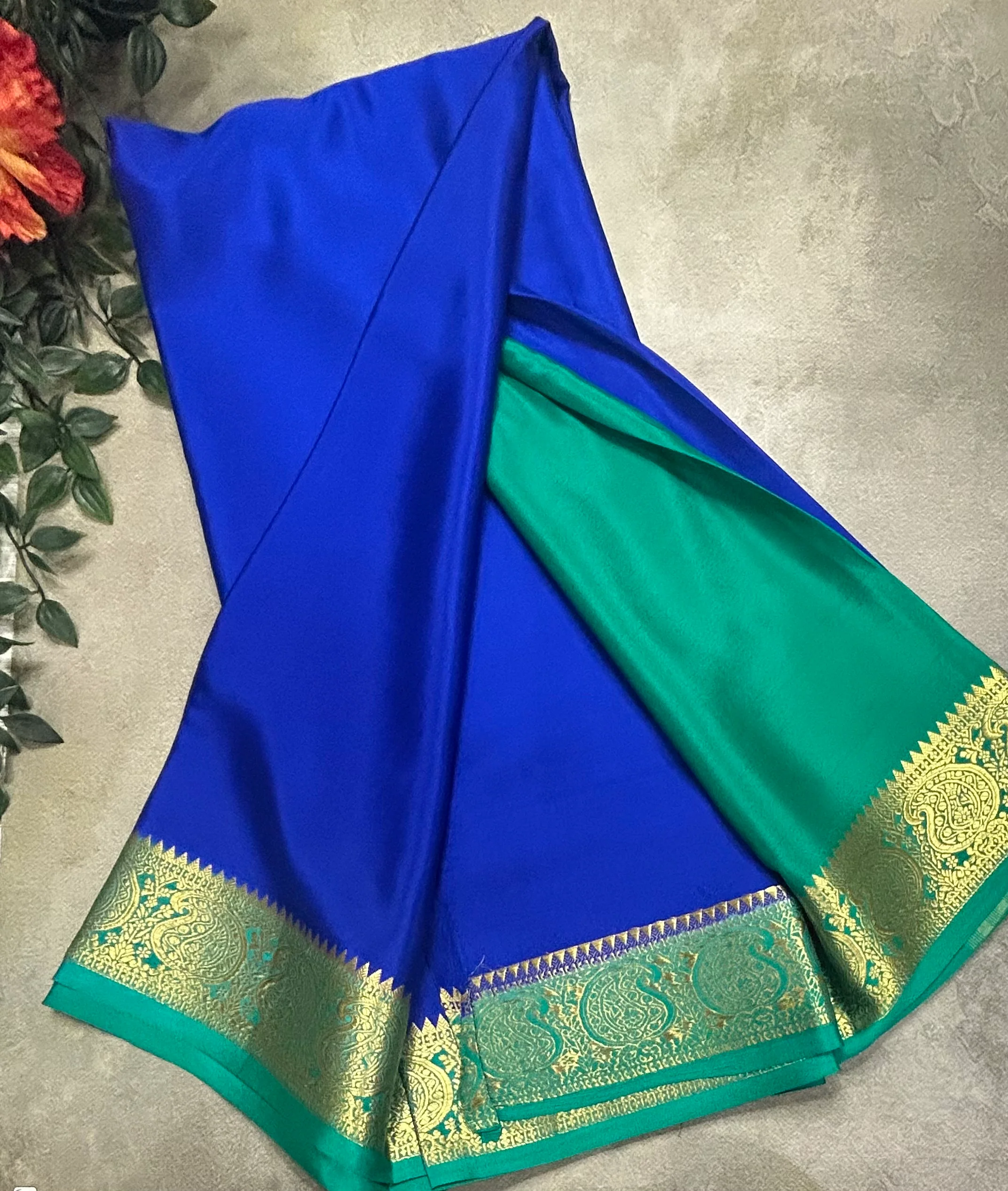 Blue small border pure mysore silk saree (royal blue 104) - Image 3