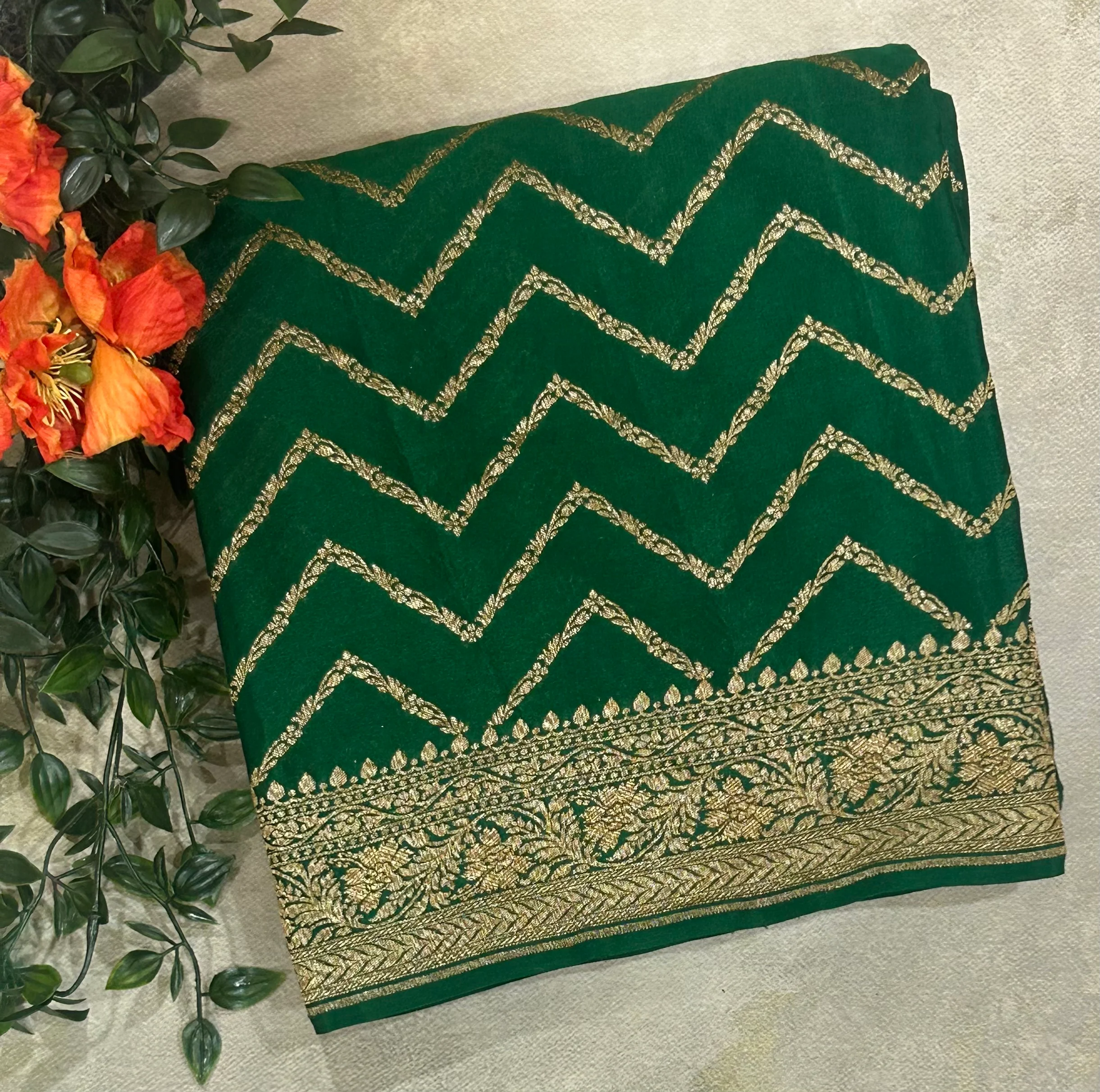 Bottle green half n half pure benarasi crepe 104 saree - Image 2