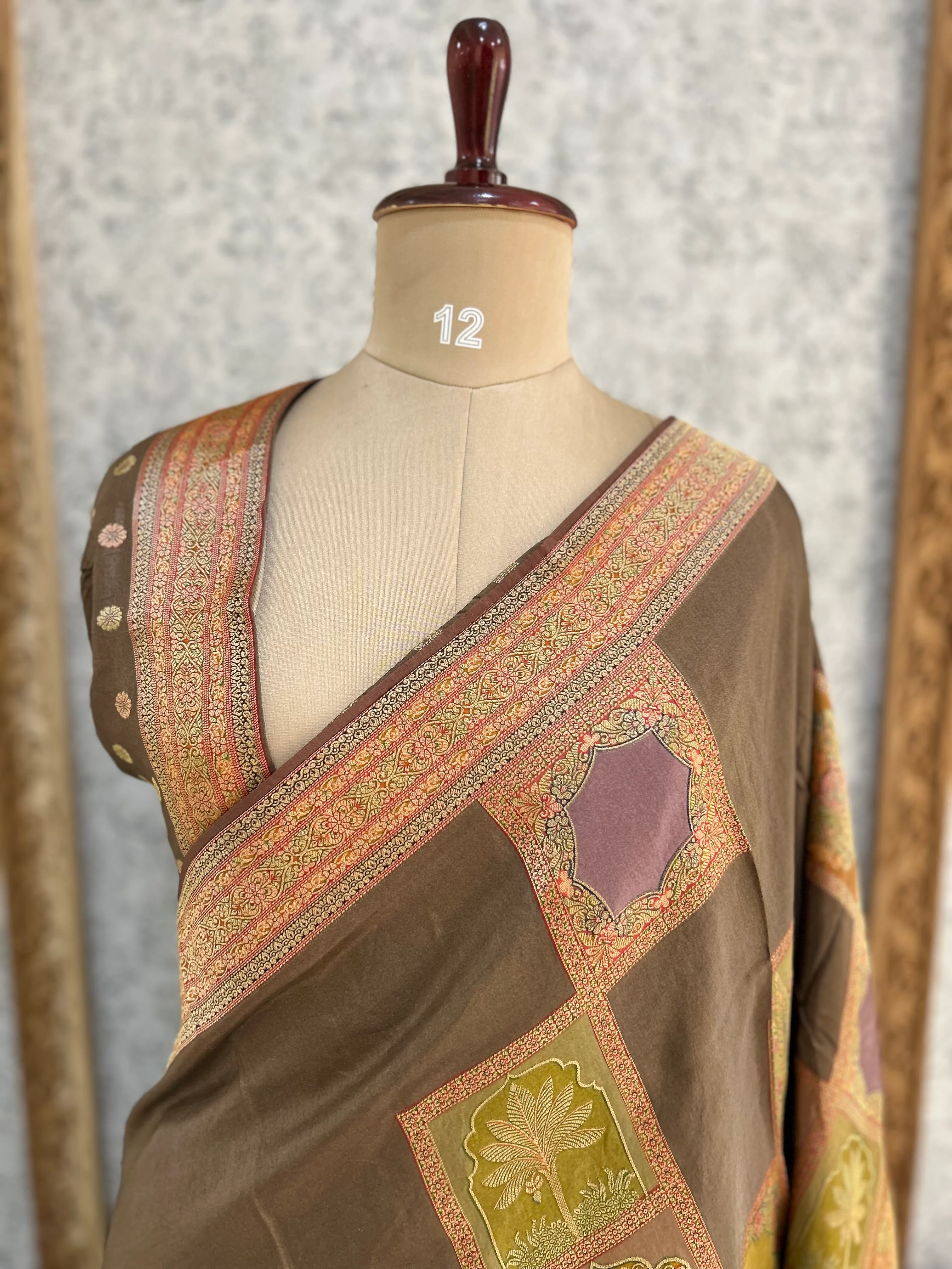 Brown dola crepe silk saree 101 - Image 3