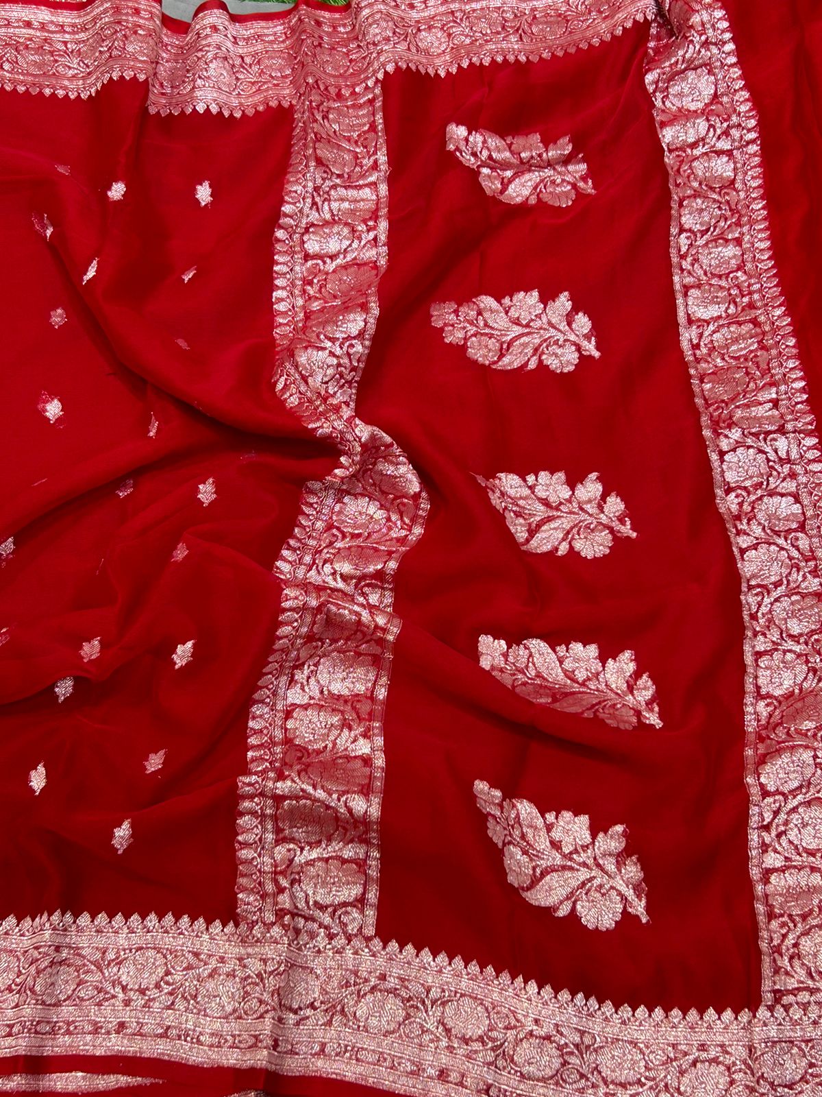 Red benaras pure chiffon - Image 3