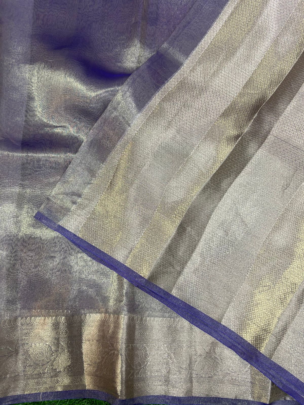 Violet 01 plain pure tissue saree - Image 4