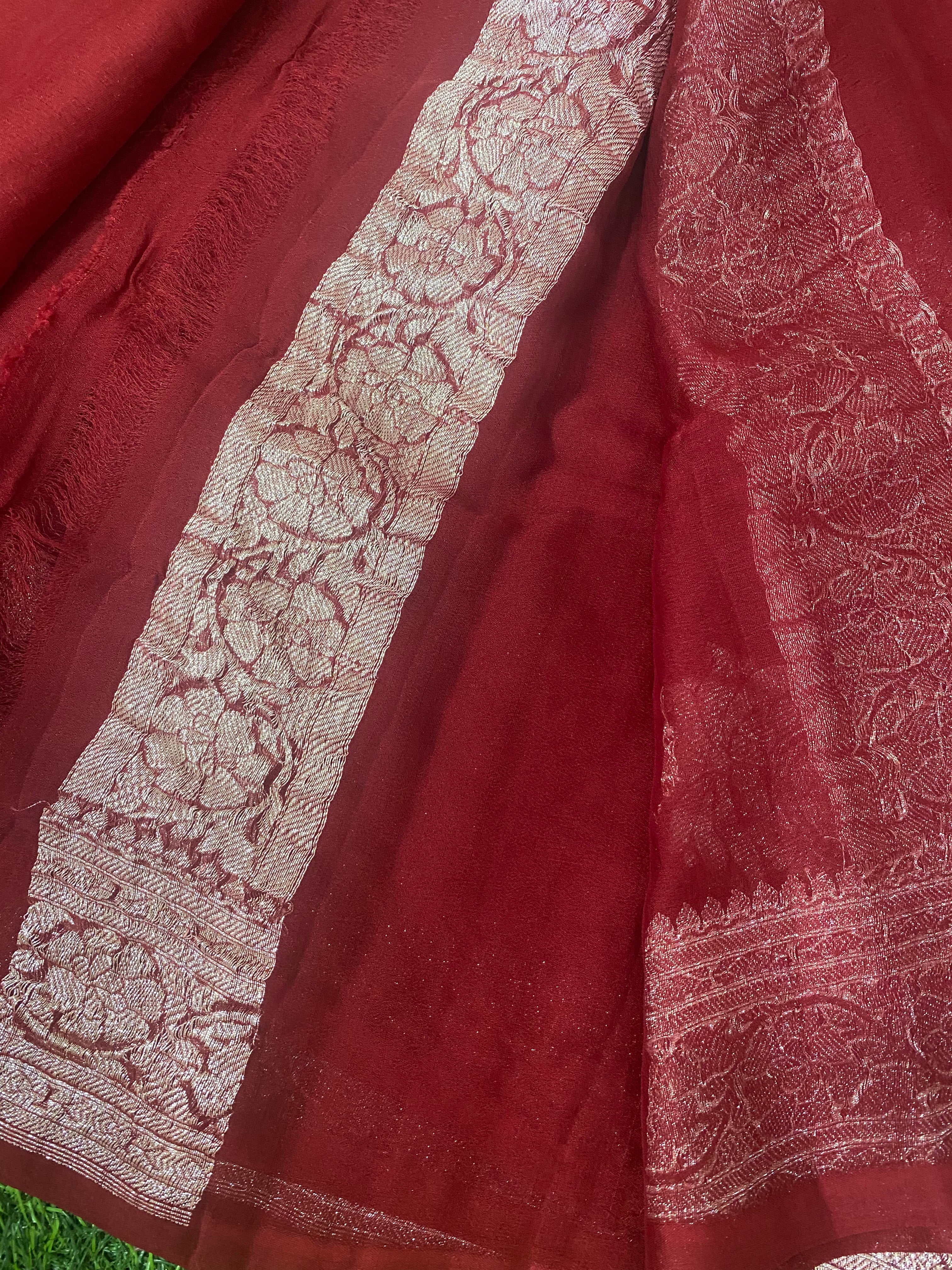 Burgandy benarasi pure chiffon saree - Image 5
