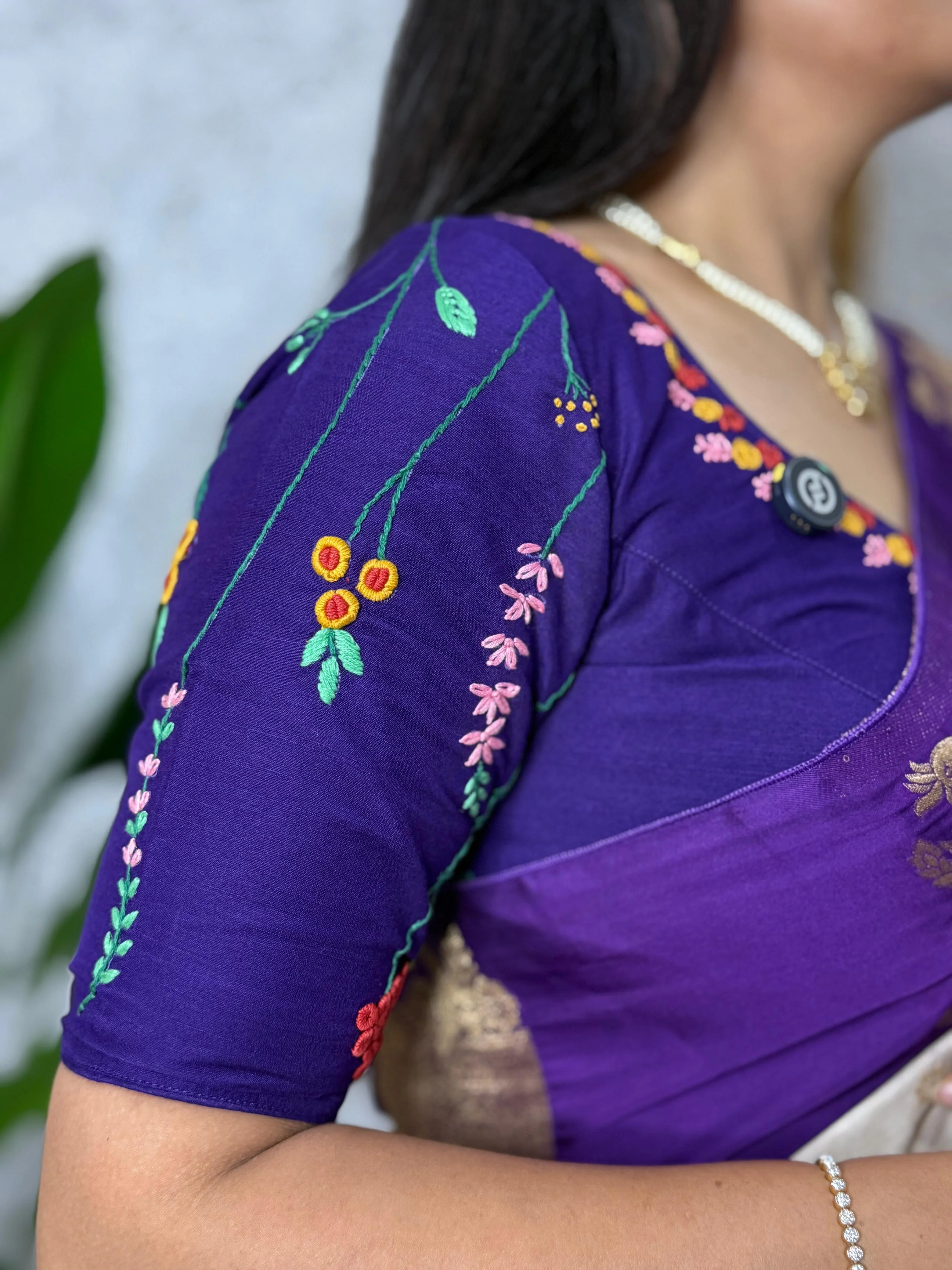 Custom Knot Handwork Blouse – Designer Ethnic Partywear,knot handwork-09 - Image 7