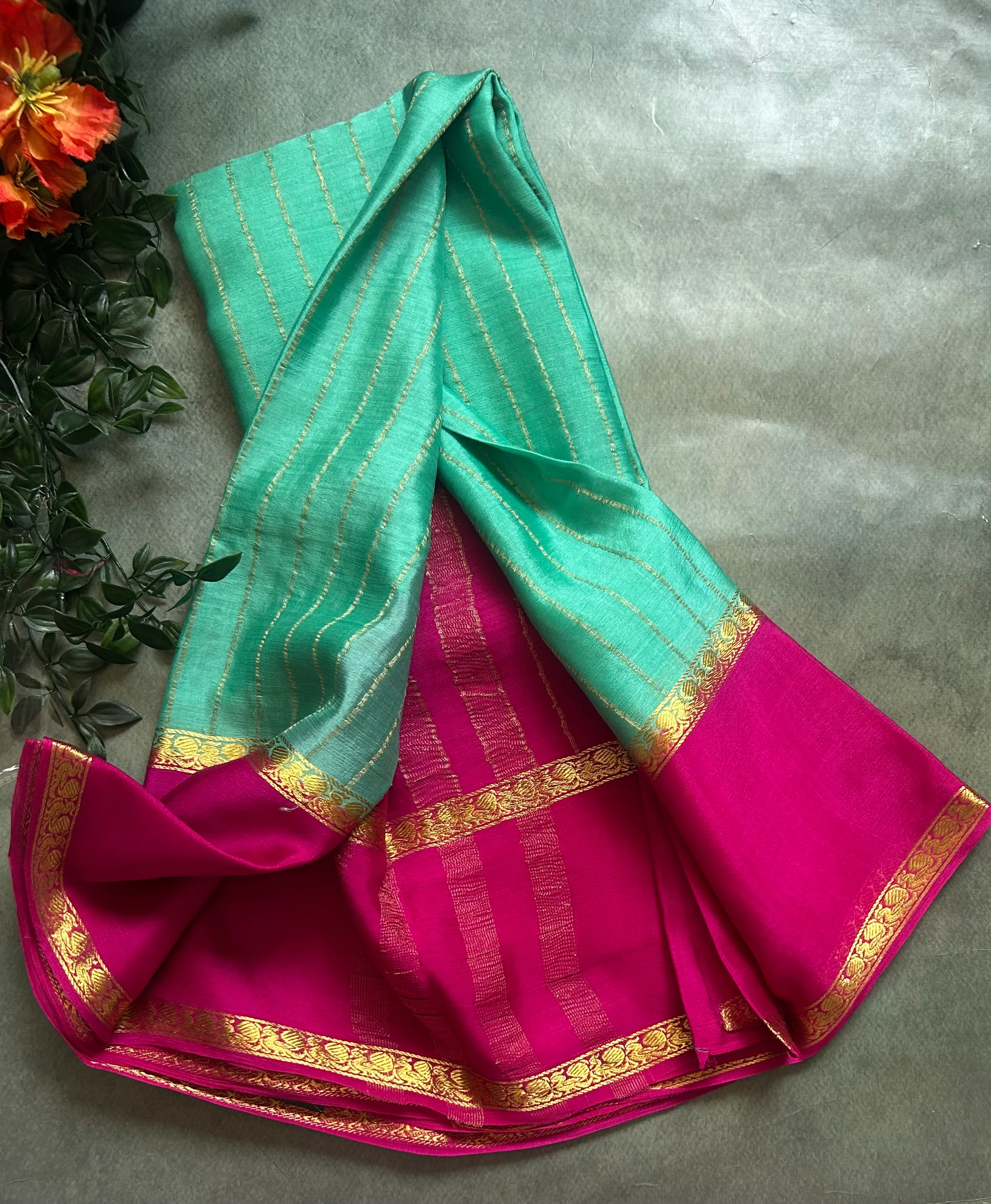 Distemper blue n Rani pink pure wrinkle 103 crepe silk saree - Image 2