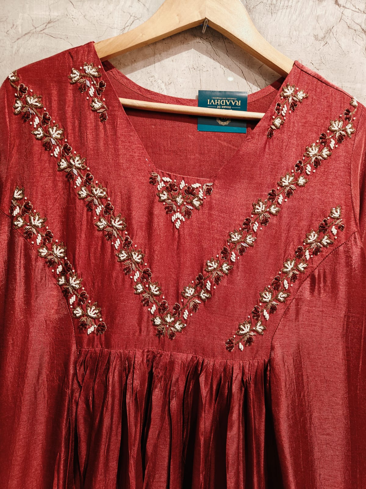 Maroon Mul Chanderi  Silk Anarkali Handwork Kurtha Set - Image 3