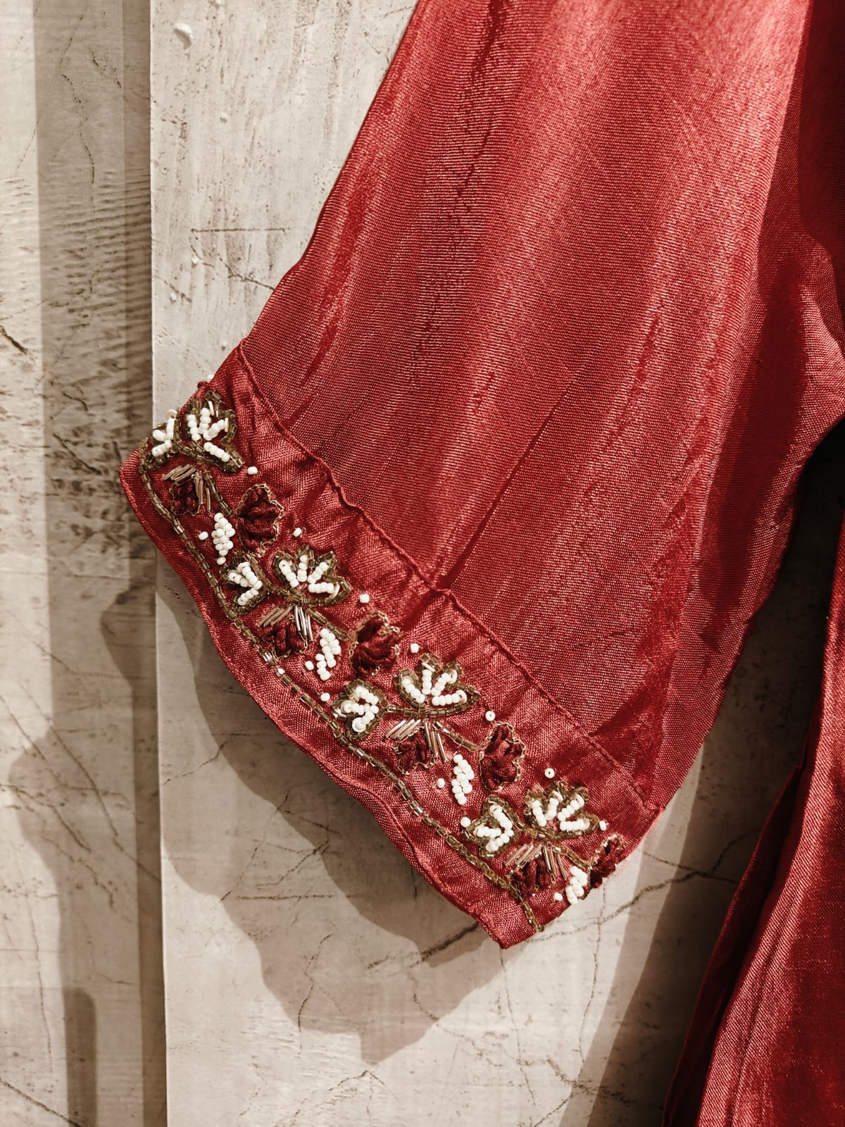 Maroon Mul Chanderi  Silk Anarkali Handwork Kurtha Set - Image 4
