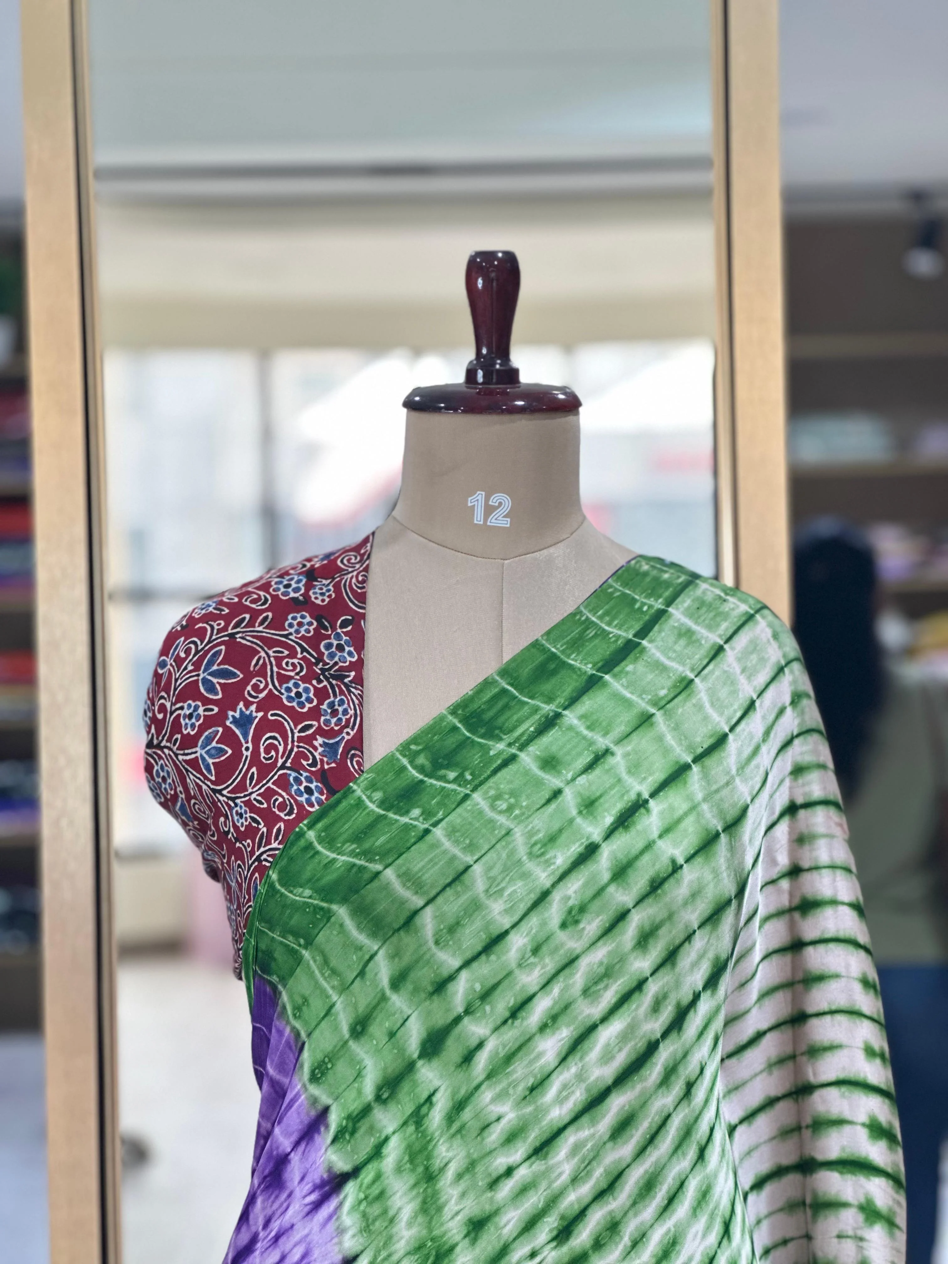 Purple n green modal-09 saree - Image 3