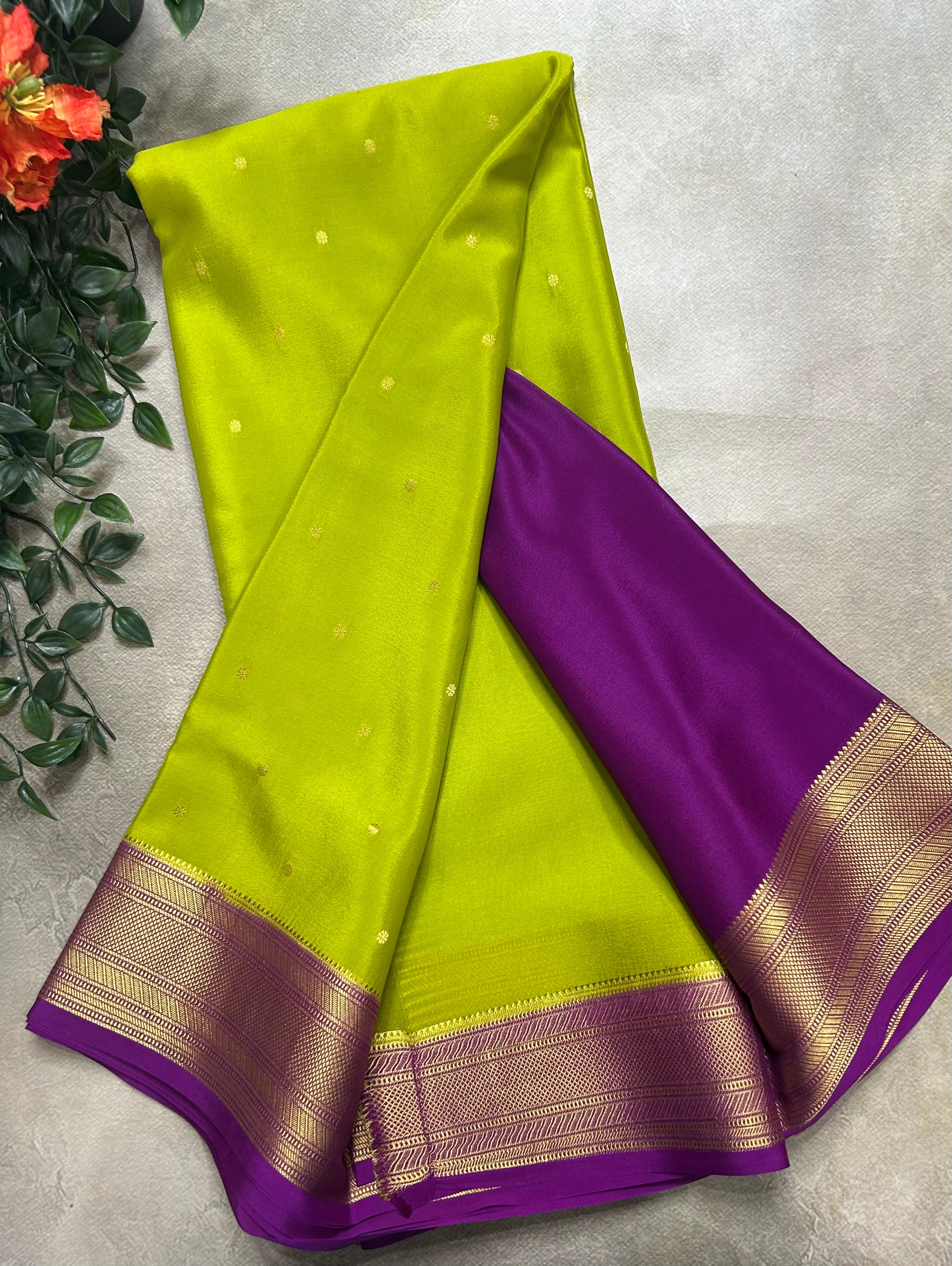 Neon green n magenta small border pure Mysore silk-104 saree - Image 3