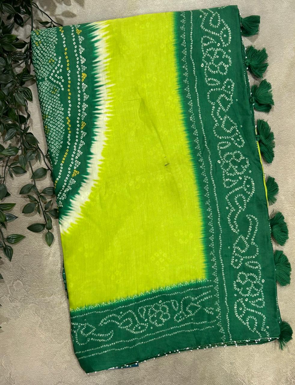 Parrot green n bottle green Patola modal satin 102 saree - Image 4
