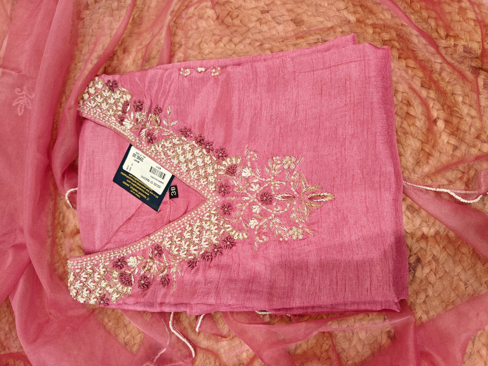 Onion Pink Dola silk pastel Kurtha with Desinger Dupatta - Image 4
