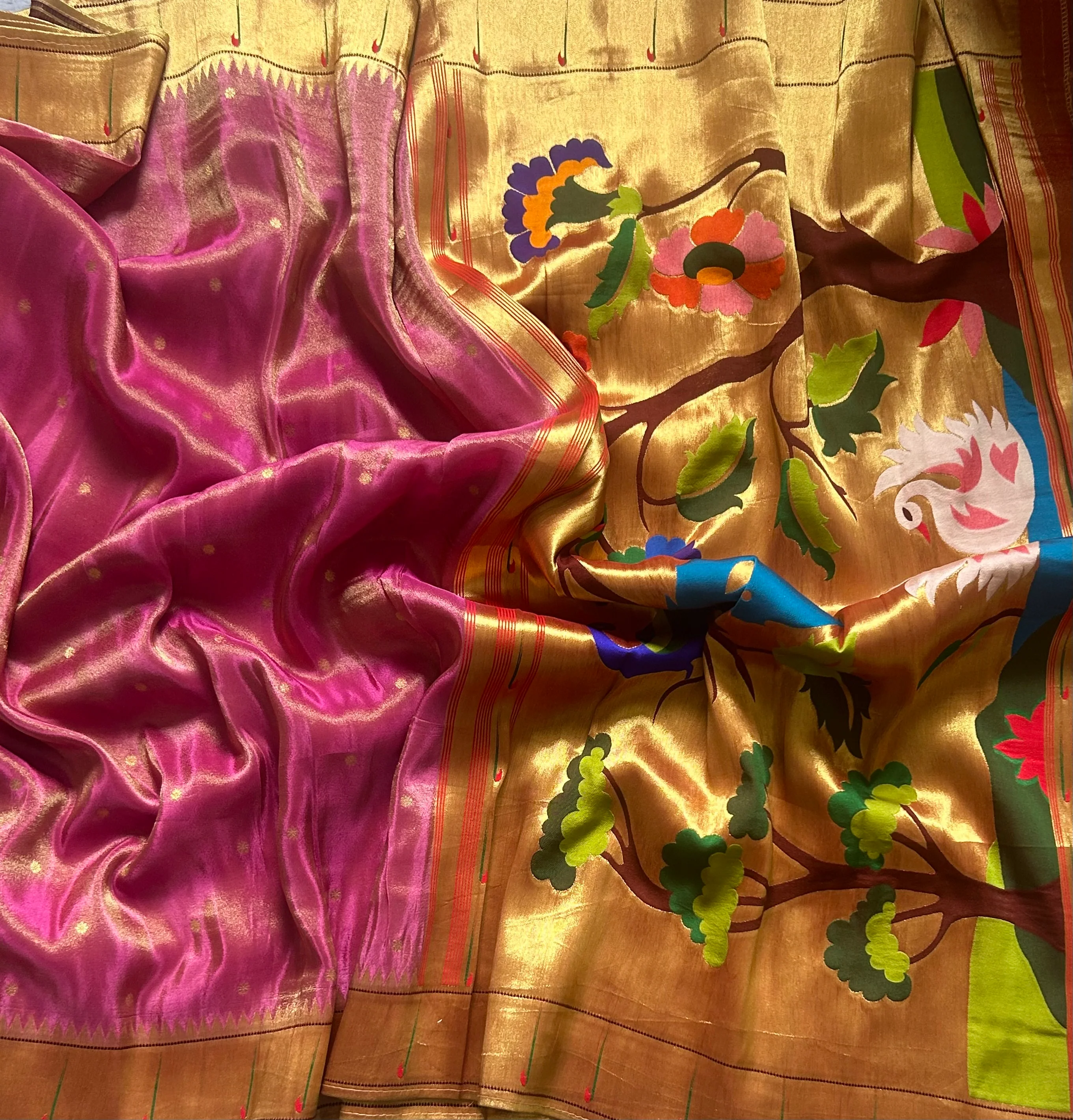 Pink small Butta tissue Paithani border 104 saree - Image 2
