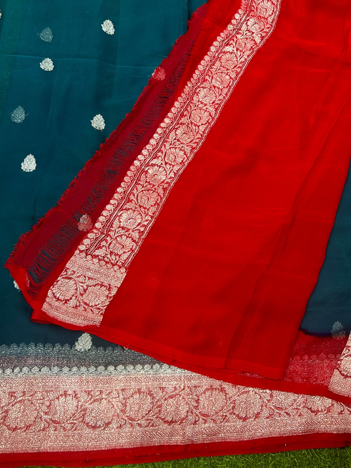 Peacock blue 01 n red benarasi pure khadi chiffon - Image 3