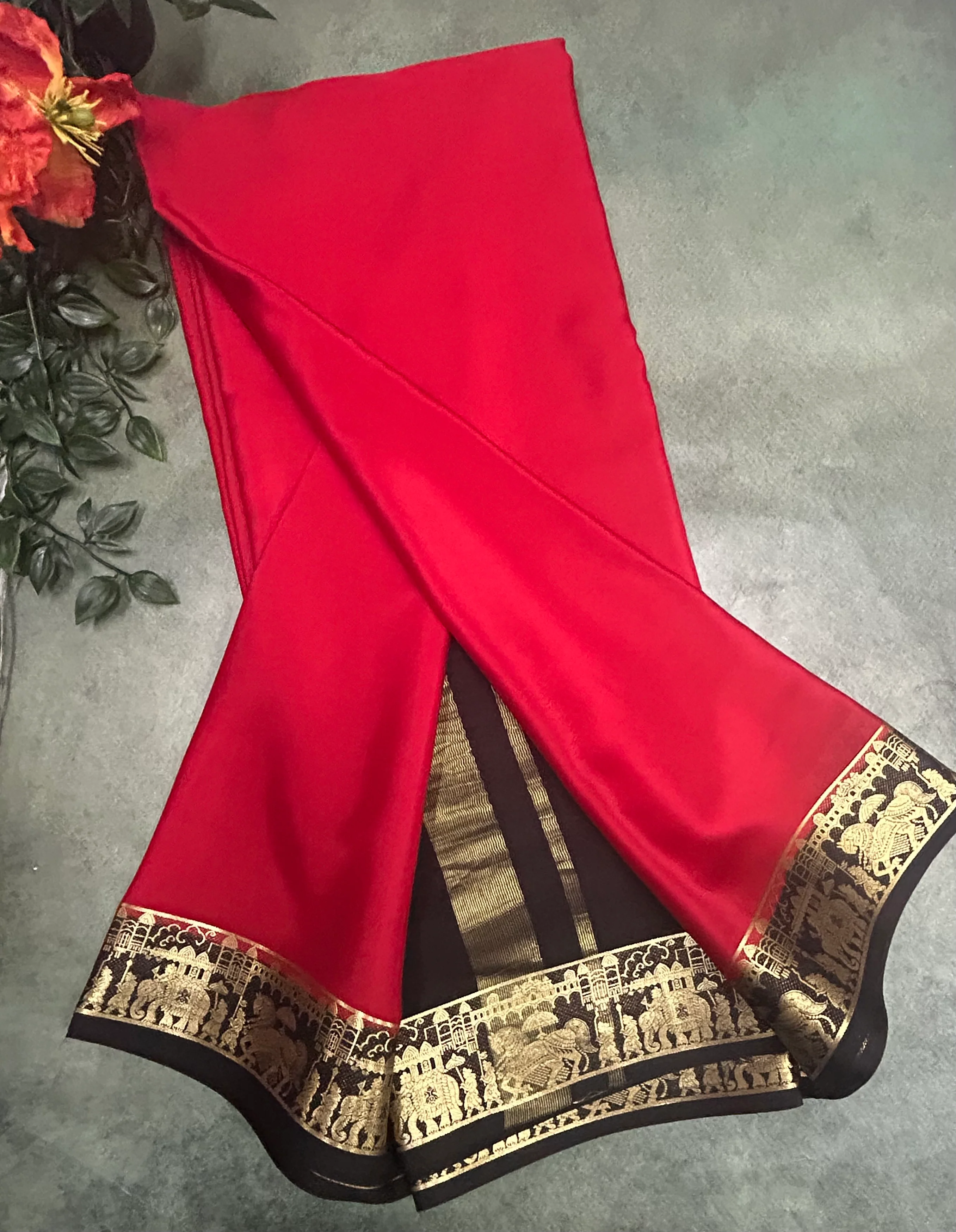 Rashmika Mandanna red n black pure mysore silk-103 saree - Image 3