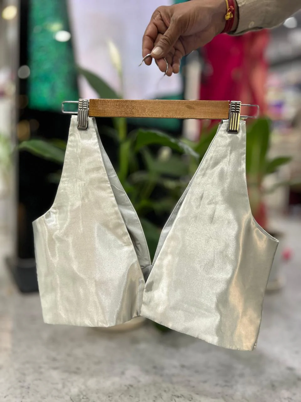 Silver satin plain sleeveless blouse - Image 3
