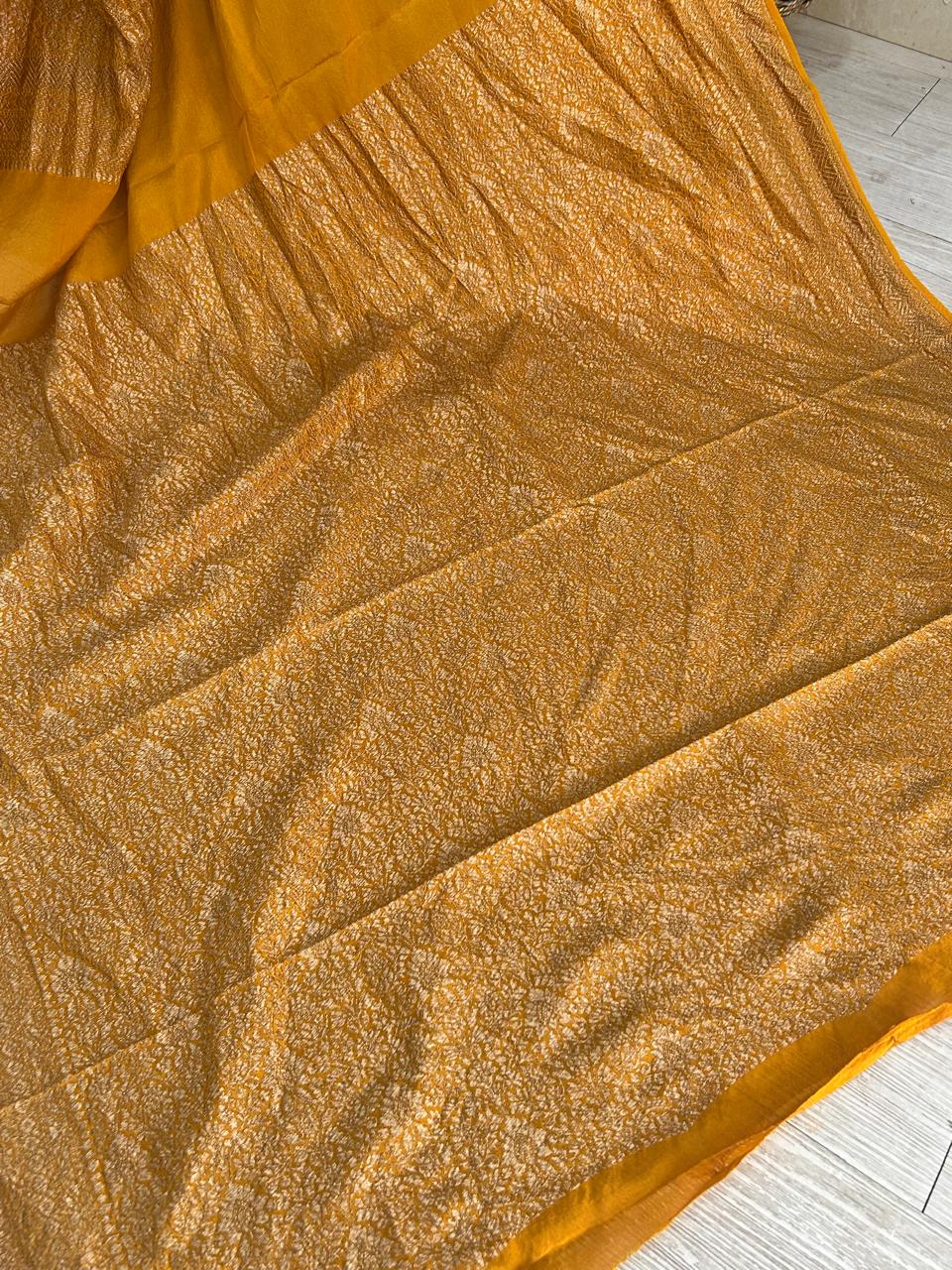 Yellow big Butta Banarasi pure crepe saree -101 - Image 4